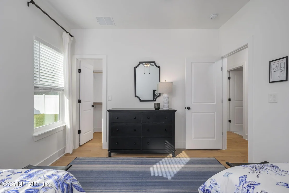 Photo of 40 MAGNOLIA Avenue