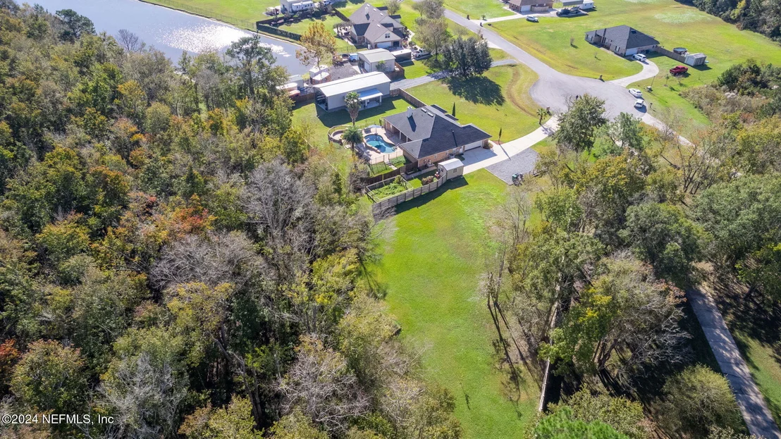 Photo of 44017 GREEN MEADOWS Lane