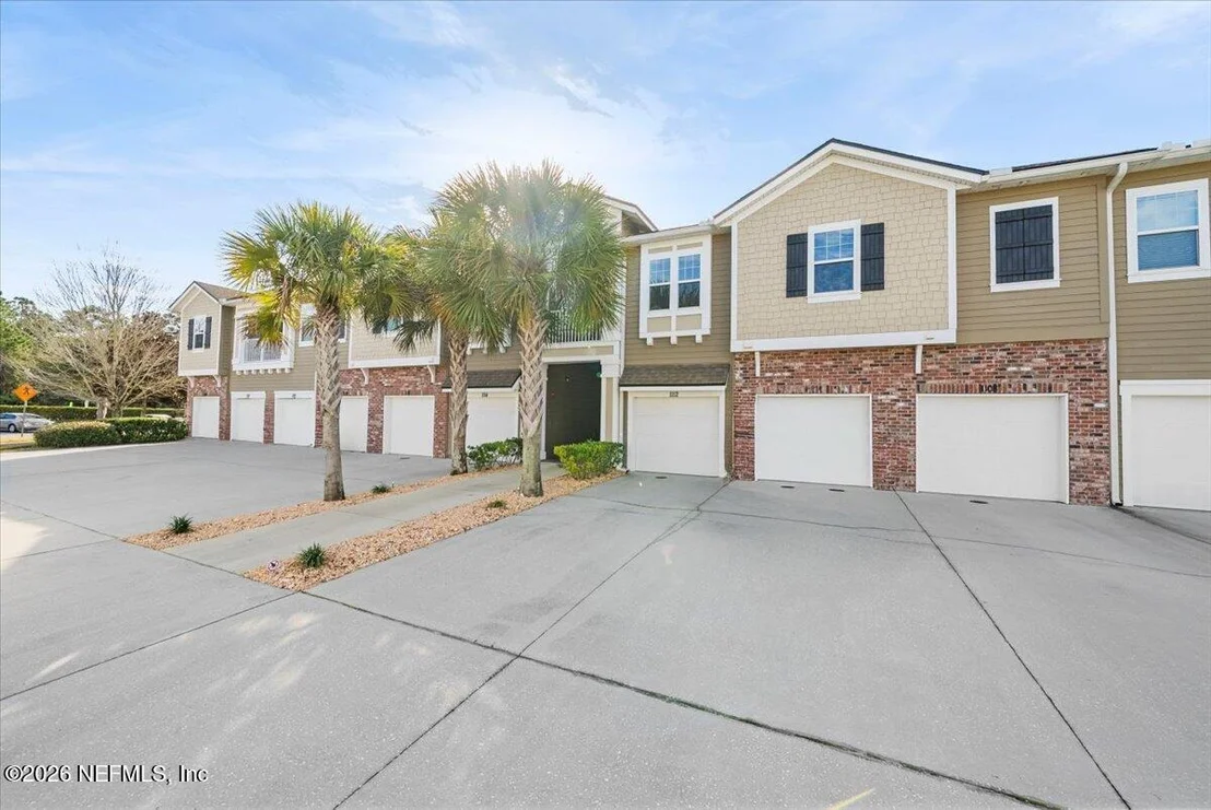 Photo of 1112 GOLDEN LAKE Loop