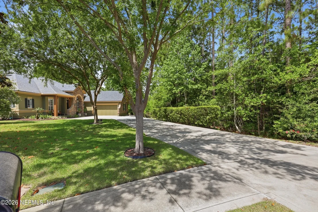 Photo of 275 FLORES Way