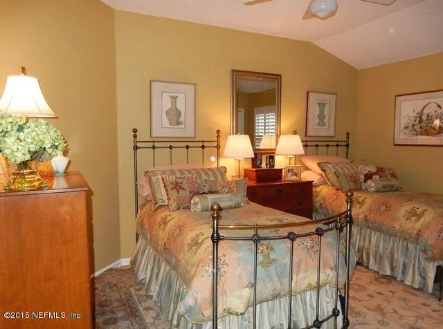 Photo of 533 OAKMONT Drive