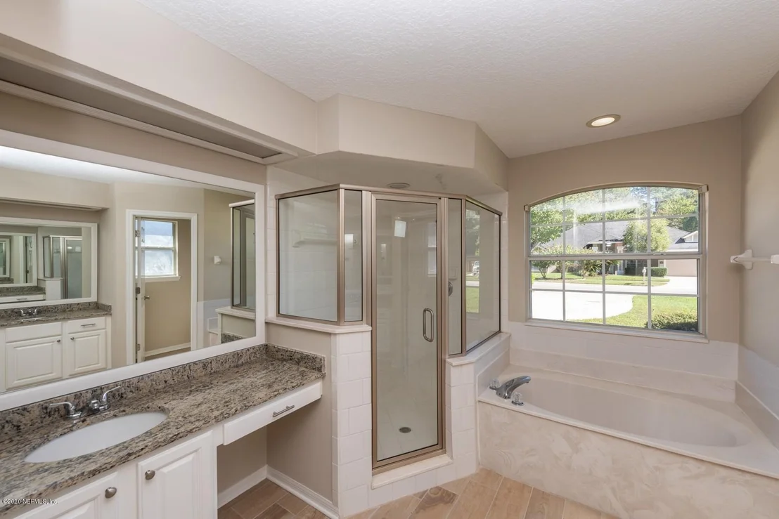Photo of 1524 MAPLE LEAF Lane