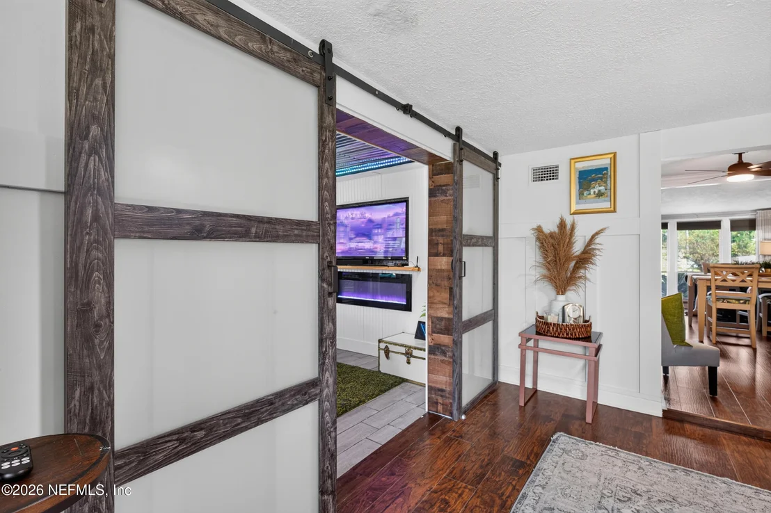 Photo of 3048 LORMAN Drive