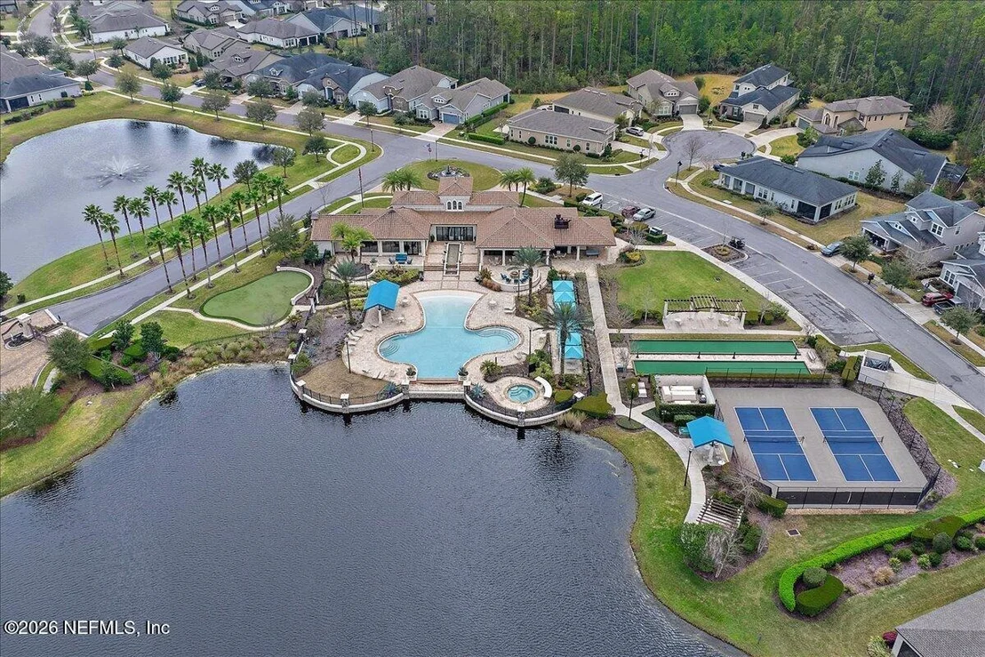 Photo of 262 HATTER Drive