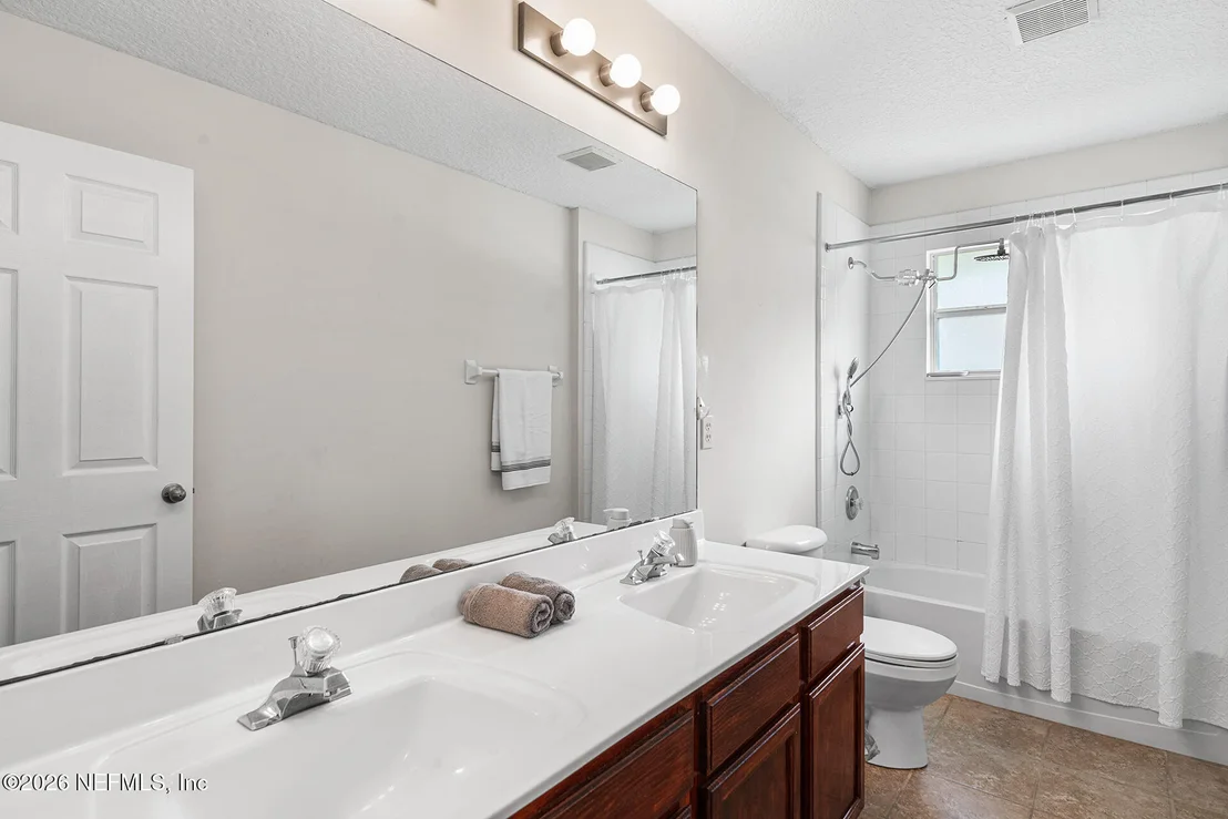 Photo of 204 CONNER Court