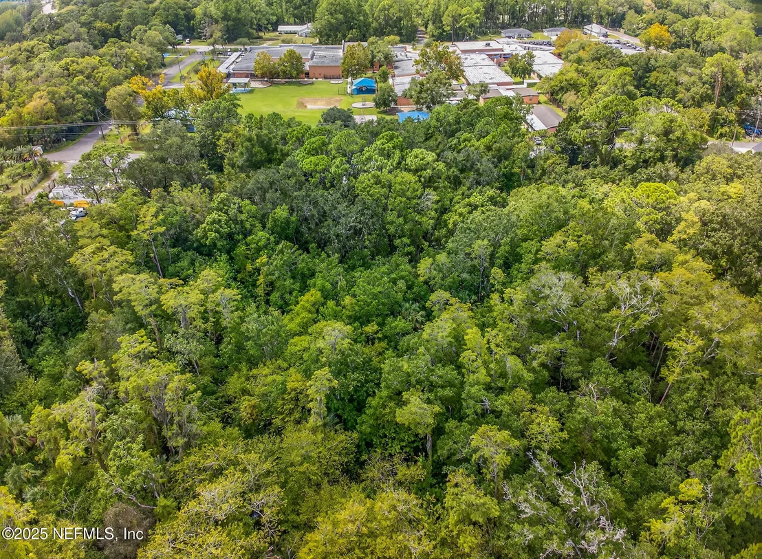 Photo of 933 JOHN Street