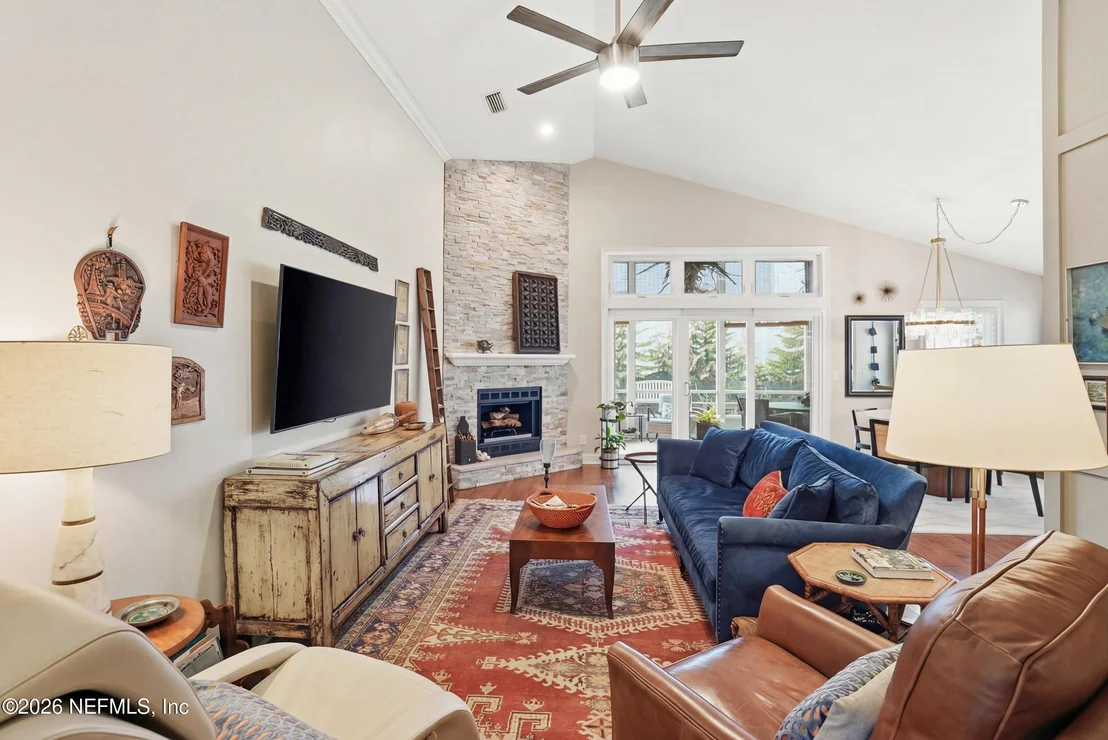 Photo of 276 BRIGHTON Court