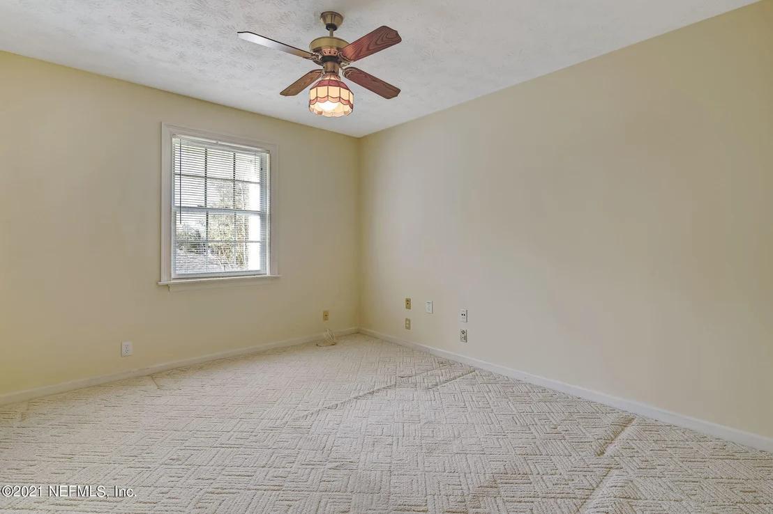Photo of 11432 RIVER KNOLL Drive