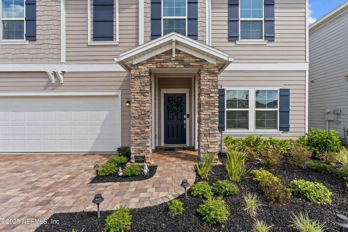 Photo of 9852 LOVAGE Lane