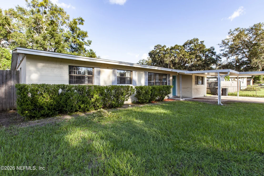 Photo of 2233 LA VALLE Drive