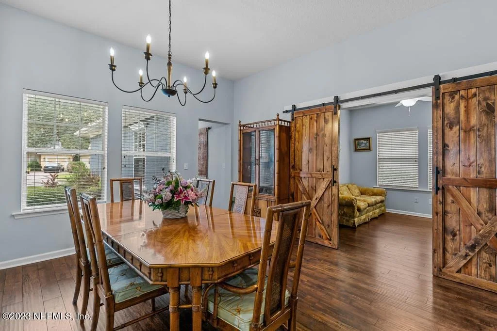Photo of 1056 MEADOW VIEW Lane