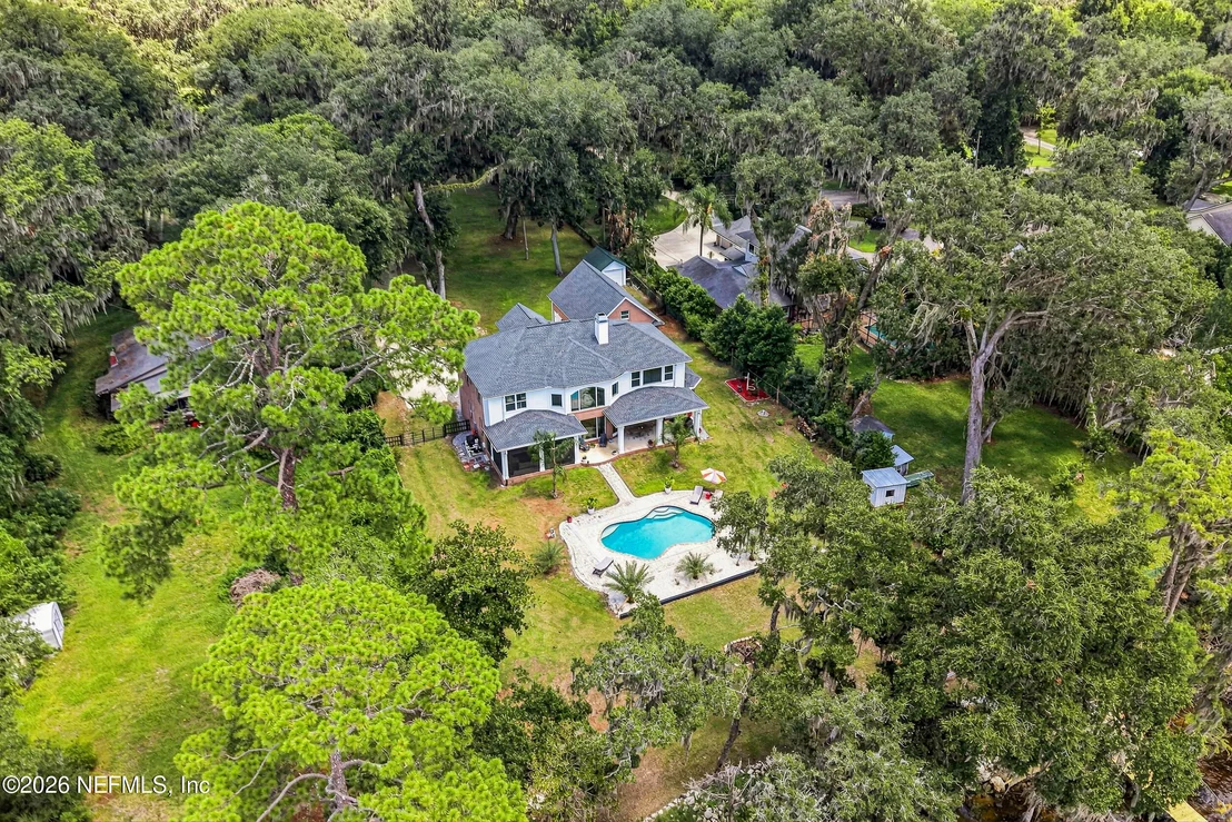 Photo of 120 RUSTIC OAKS Lane