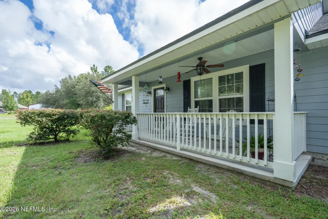 Photo of 272785 MURRHEE Road