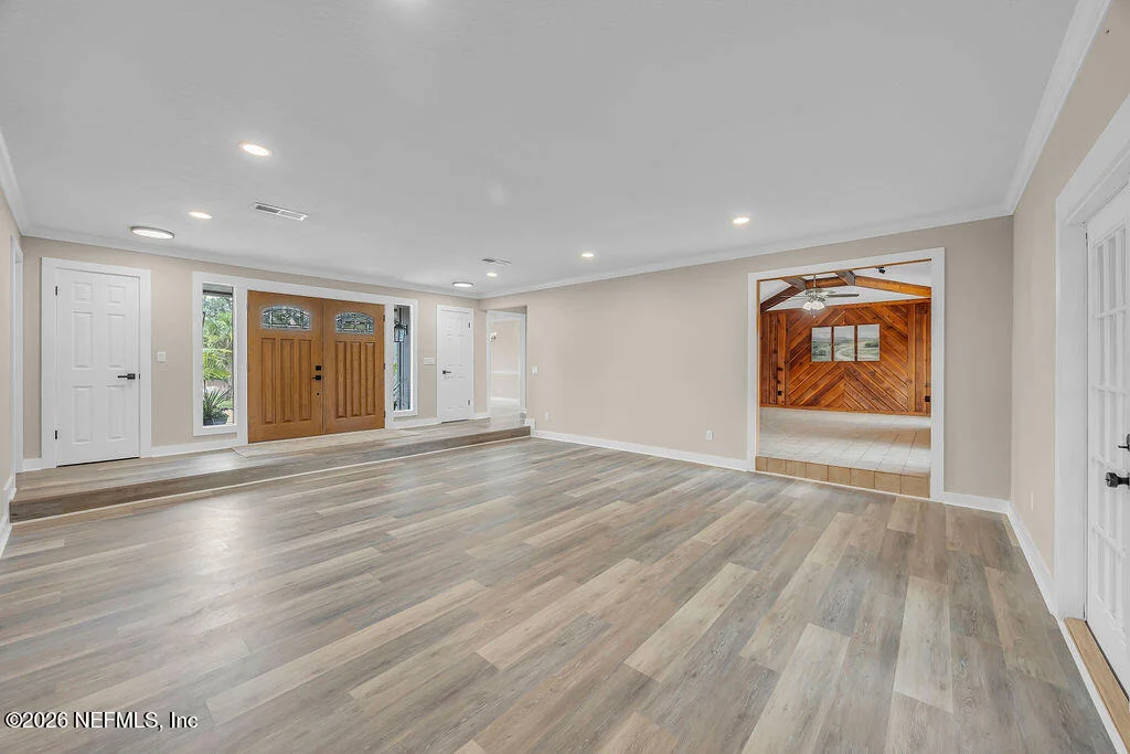 Photo of 2275 FOXWOOD Drive