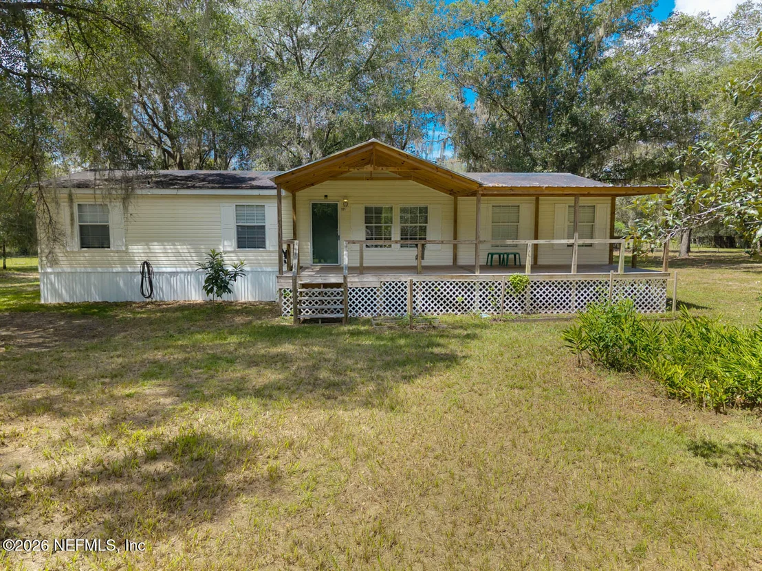 Photo of 101 W STRICKLAND Road