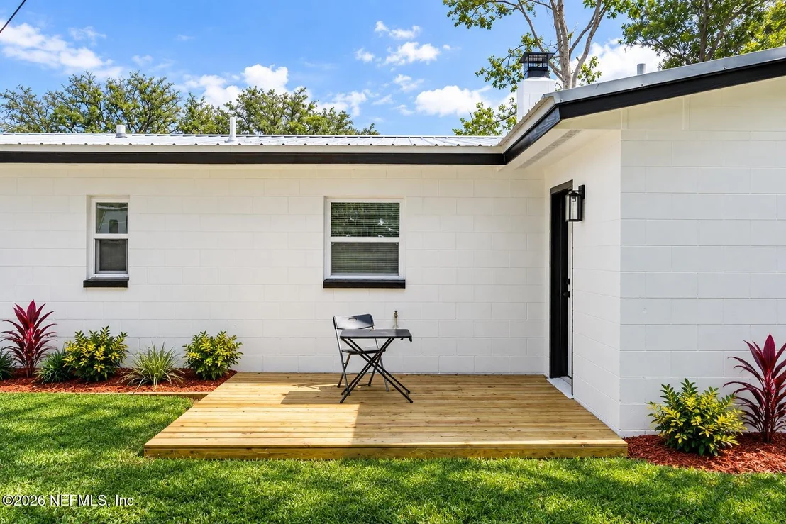 Photo of 5746 TEMPEST Street