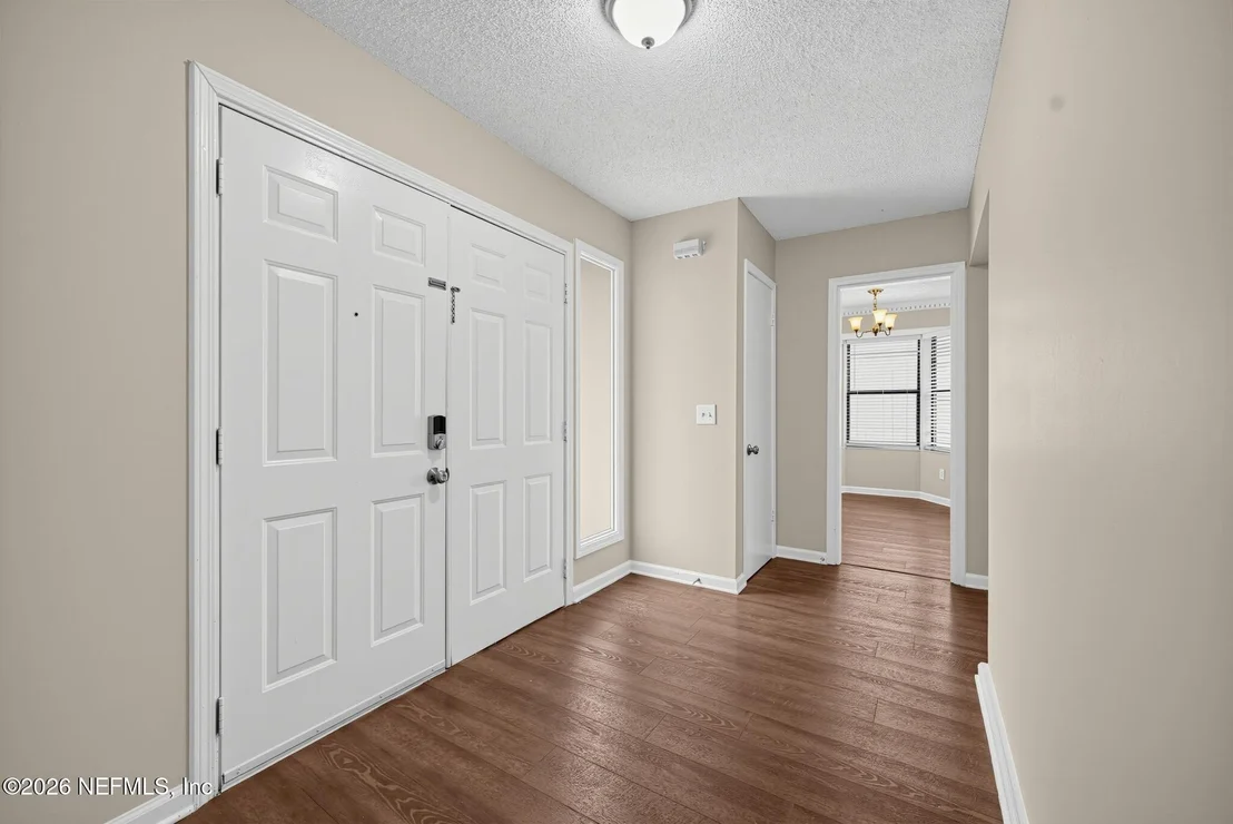 Photo of 977 SANDSTONE Drive