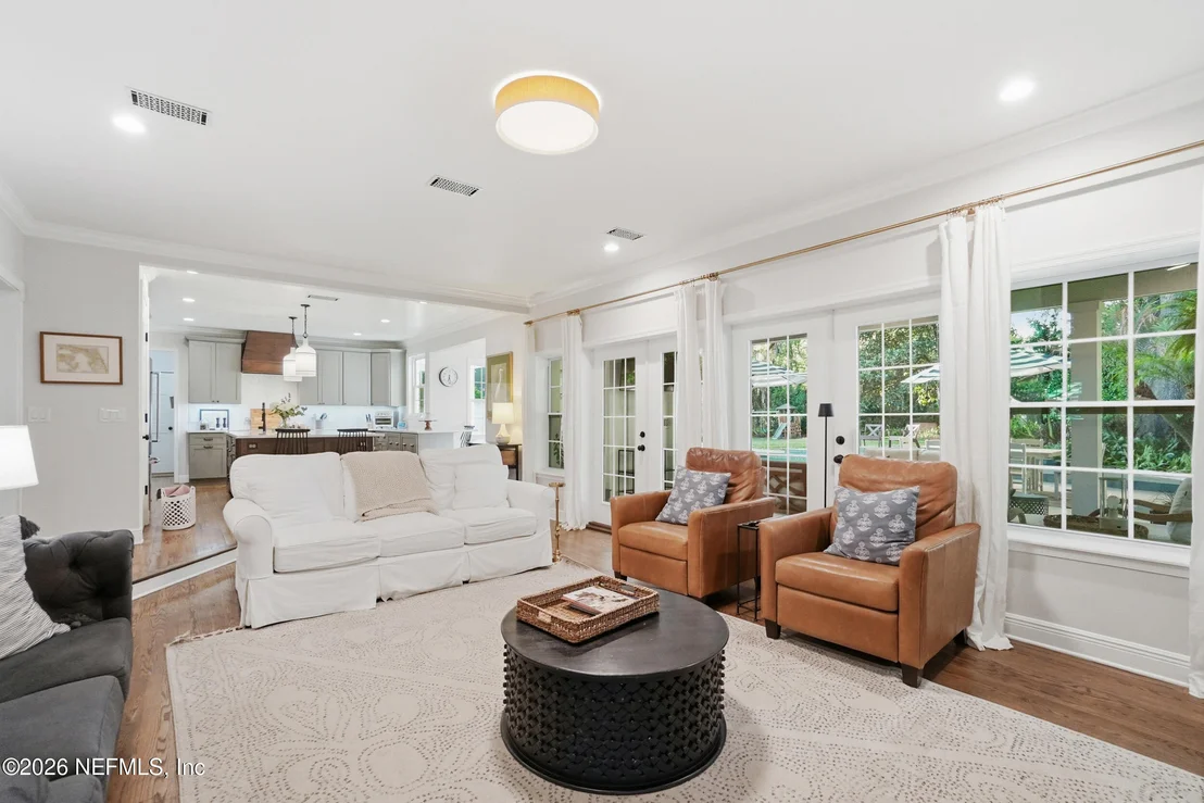 Photo of 2682 FOREST Circle