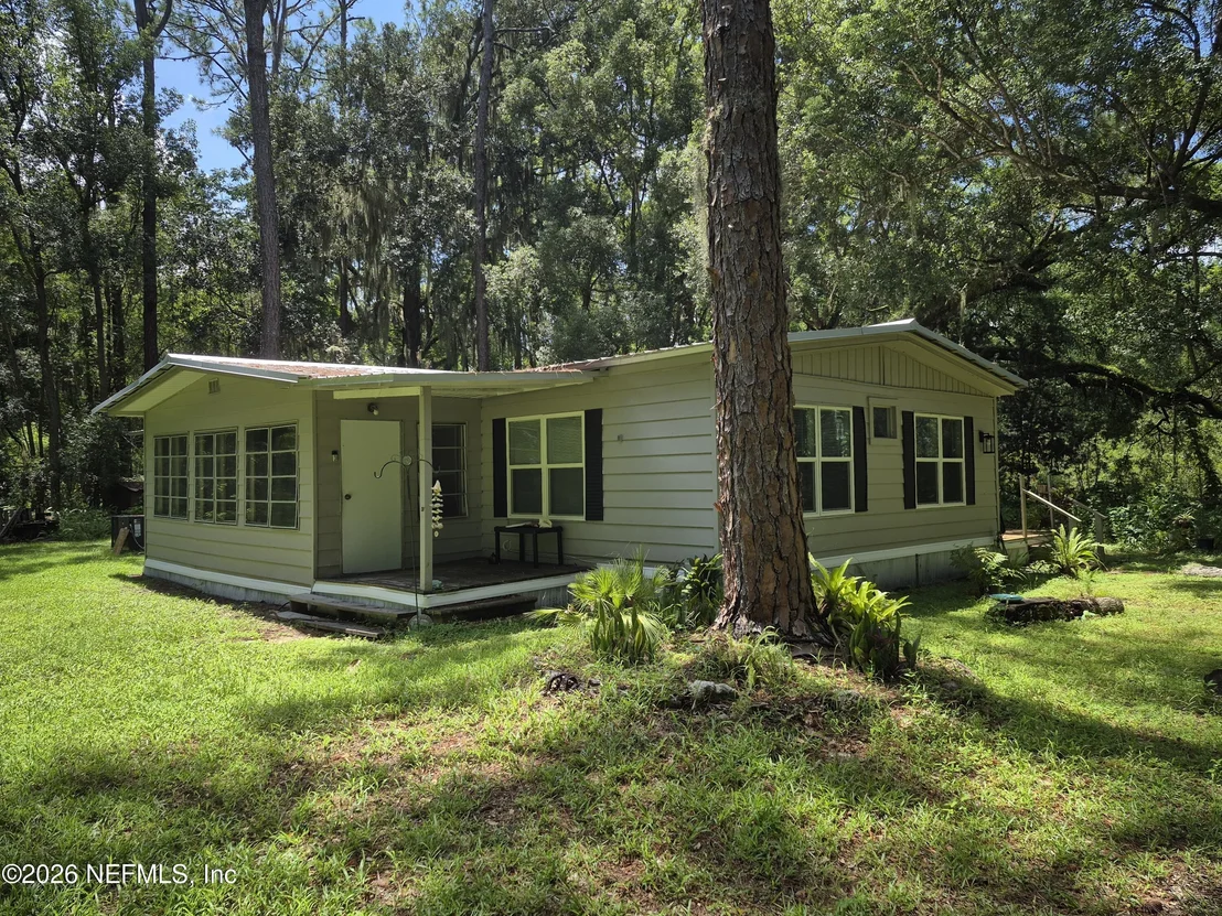 Photo of 737 JUNCTION Road