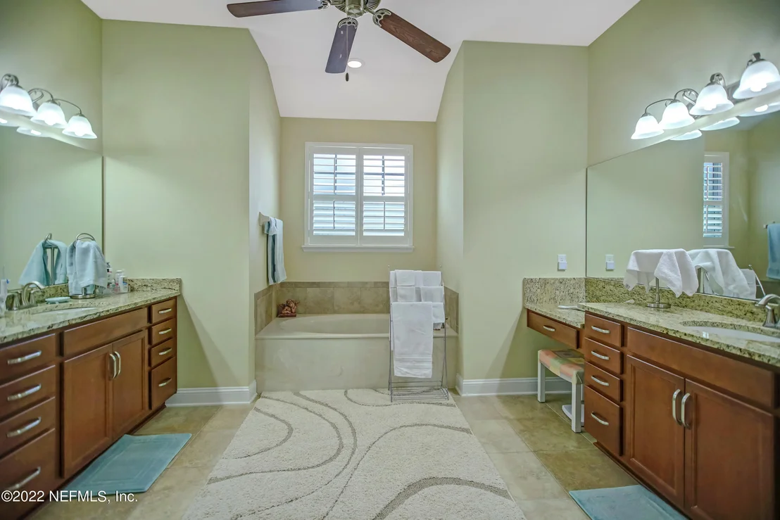 Photo of 1616 SUGAR LOAF Lane