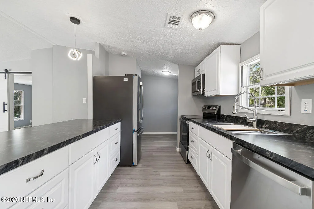 Photo of 101 RIDGEWOOD Avenue