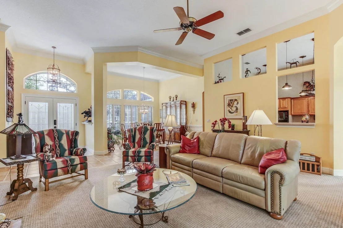 Photo of 8128 SUFFIELD Court