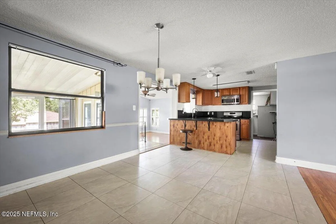 Photo of 360 CANIS Drive W
