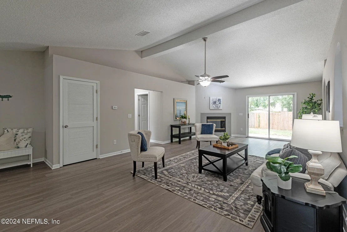 Photo of 6402 CHECKMATE Lane