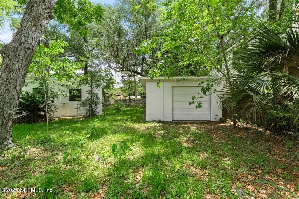 Photo of 1946 LEONID Road
