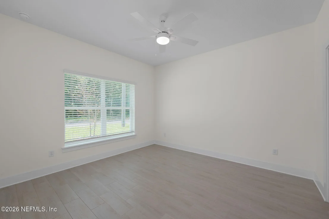 Photo of 878 W 4TH Street