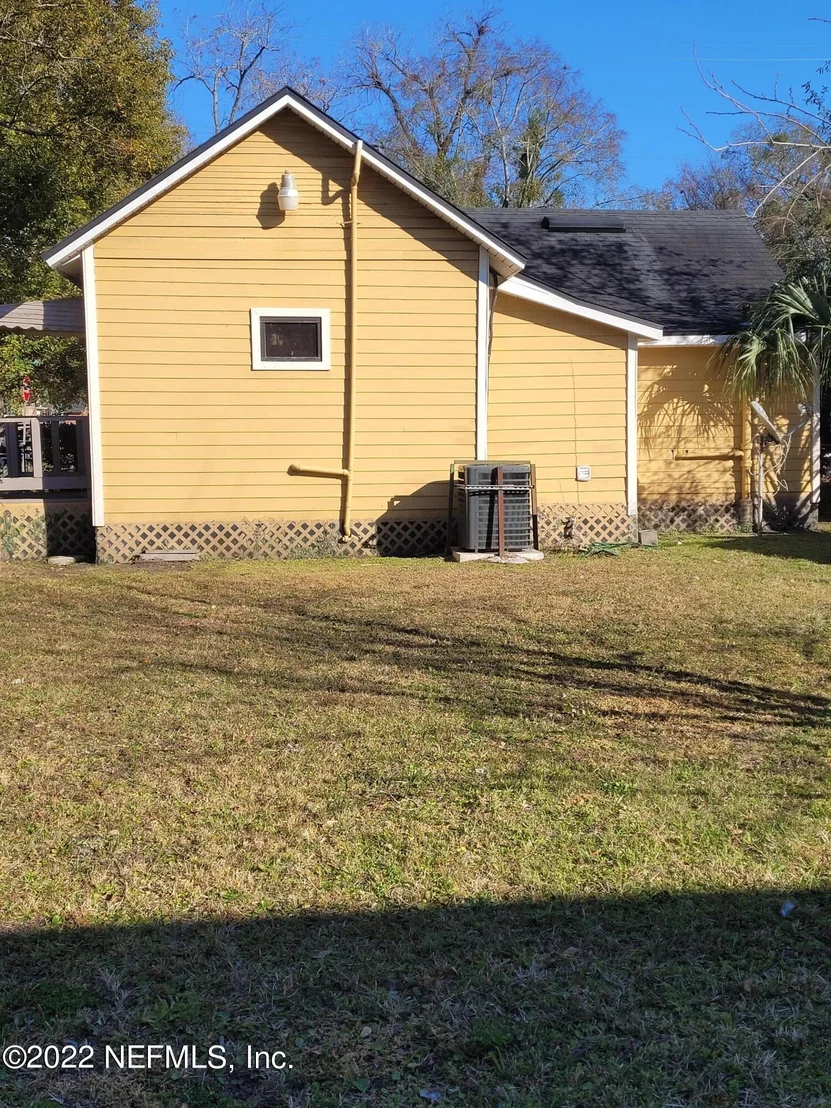 Photo of 1028 DANIEL Street