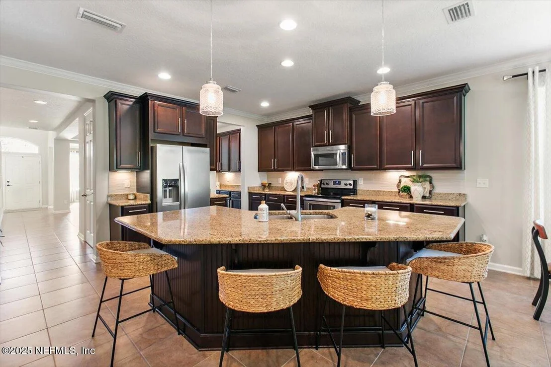 Photo of 294 WILLOW WINDS Parkway