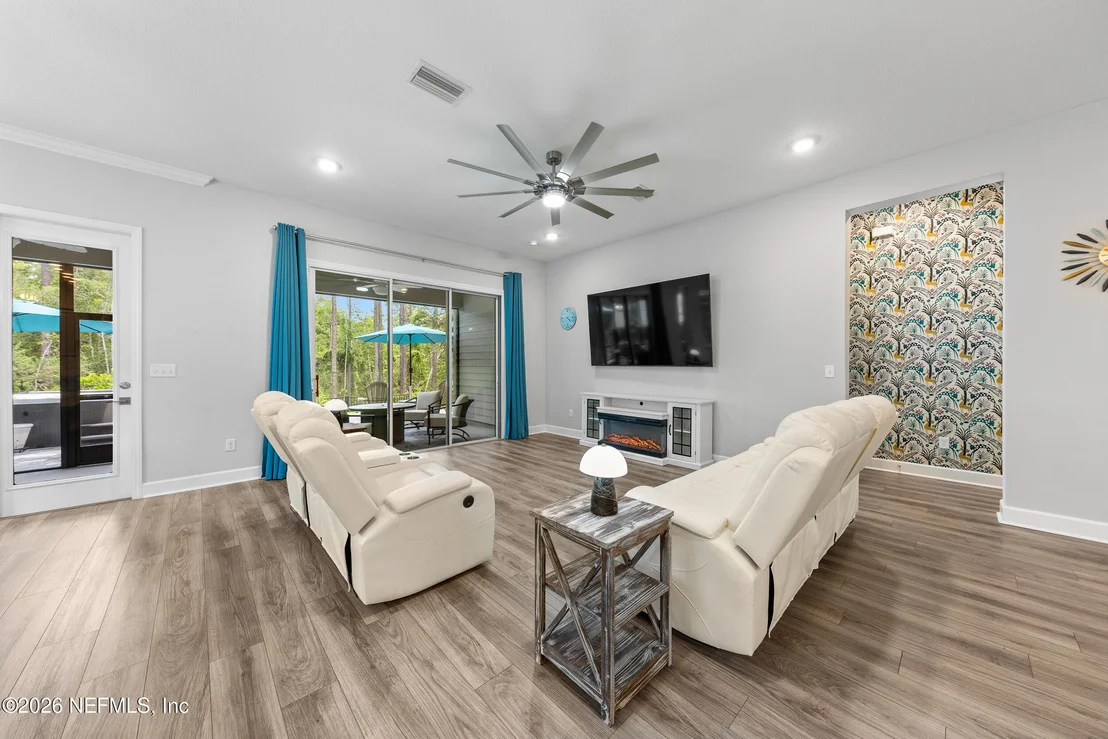 Photo of 152 CONSTITUTION Drive