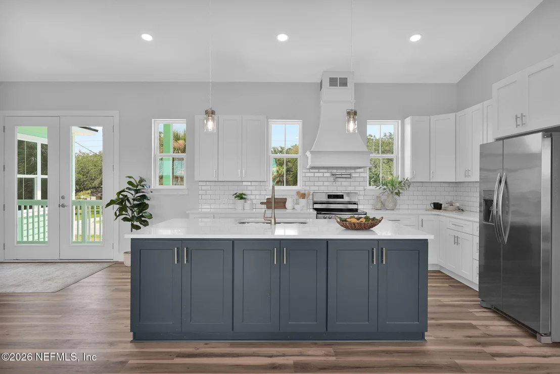 Photo of 6030 HECKSCHER Drive
