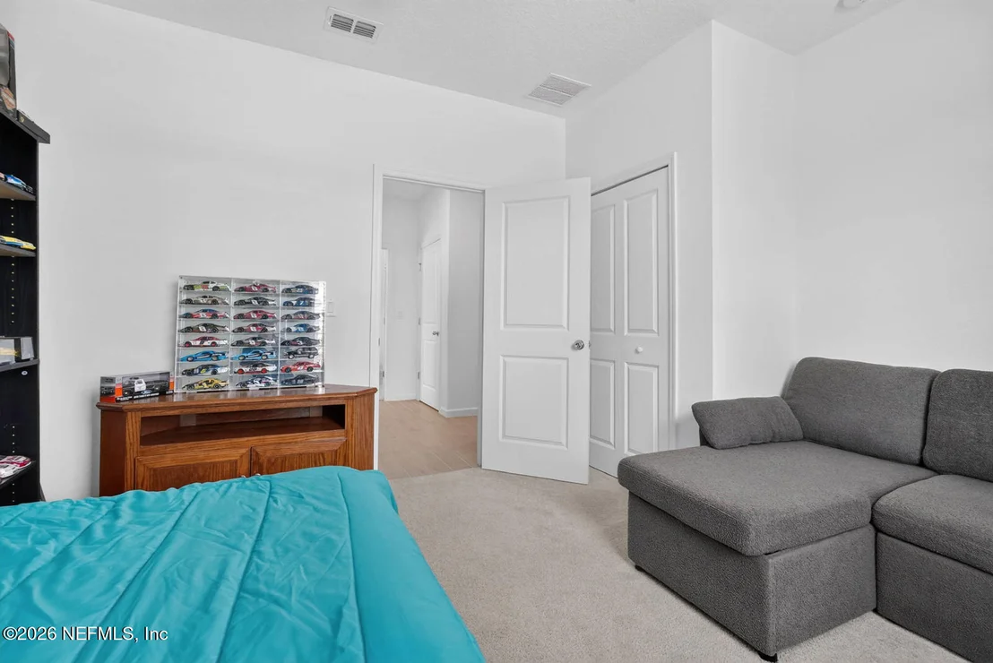 Photo of 404 LAKE SINCLAIR Street