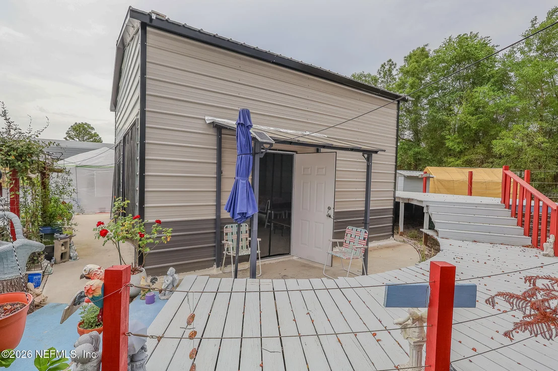 Photo of 239 LYNNE Drive