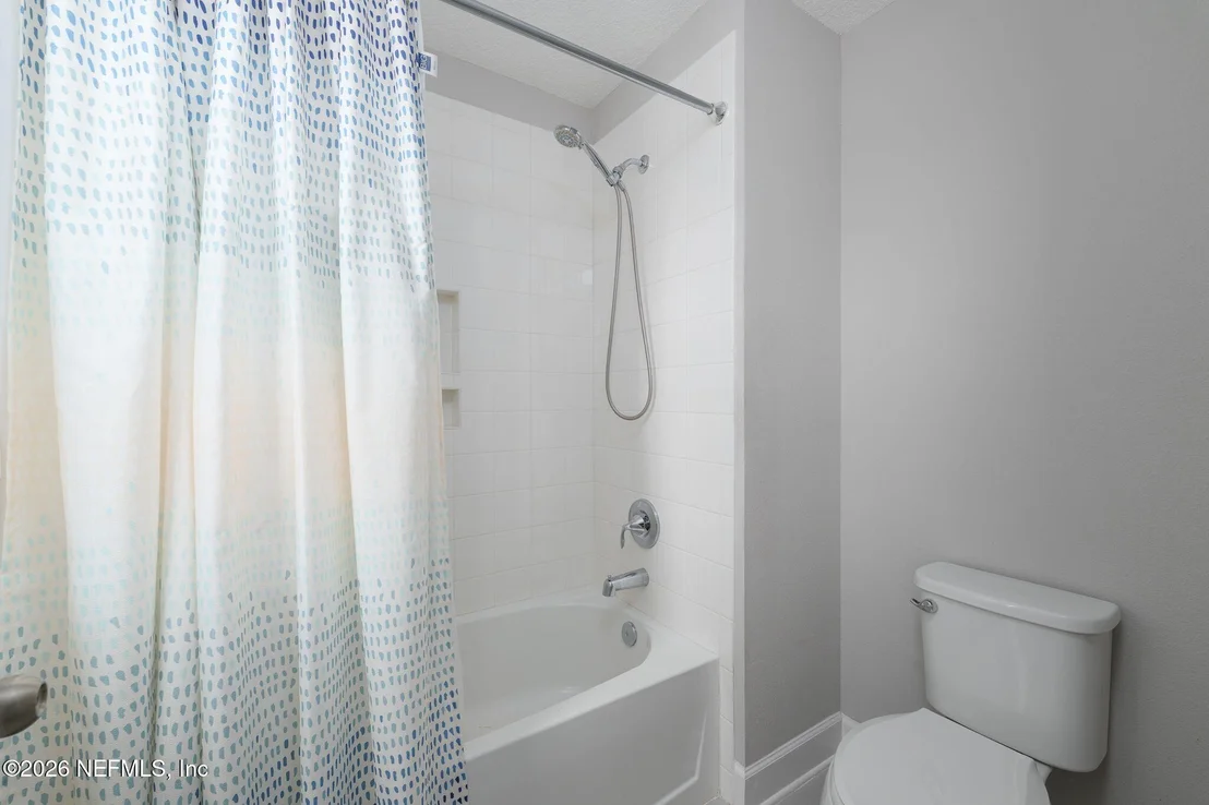 Photo of 182 FOXCROSS Avenue