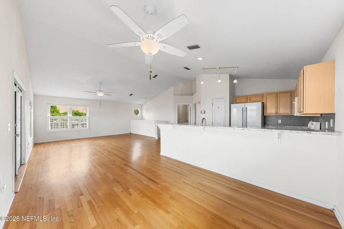 Photo of 124 BEACHSIDE Drive