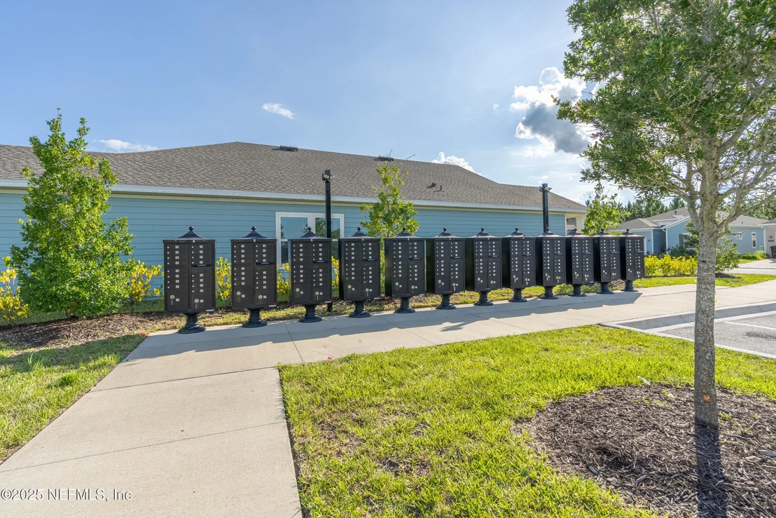 Photo of 9852 LOVAGE Lane