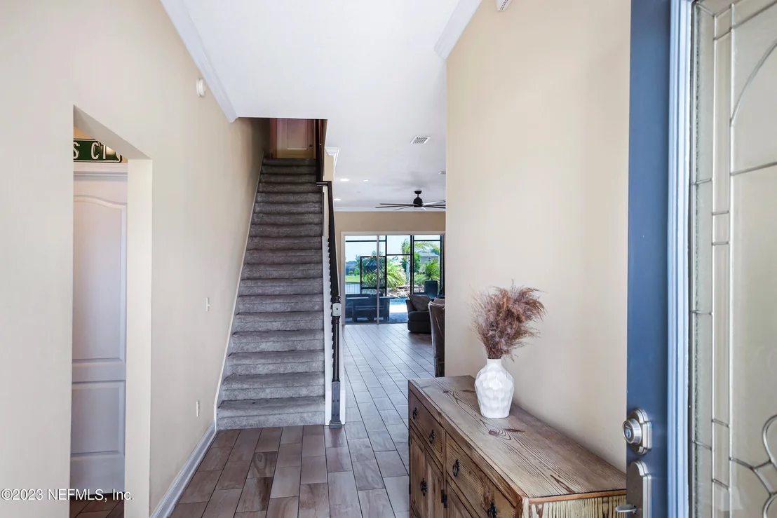 Photo of 140 CEDARSTONE Way