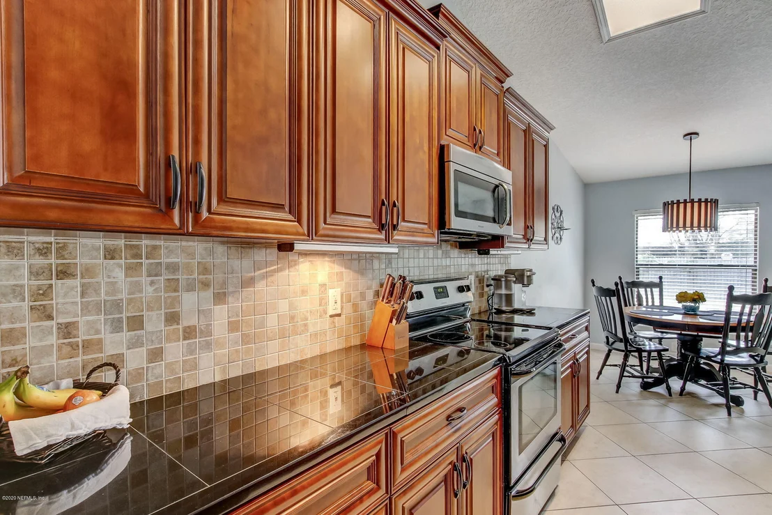 Photo of 3143 ROUNDHAM Lane