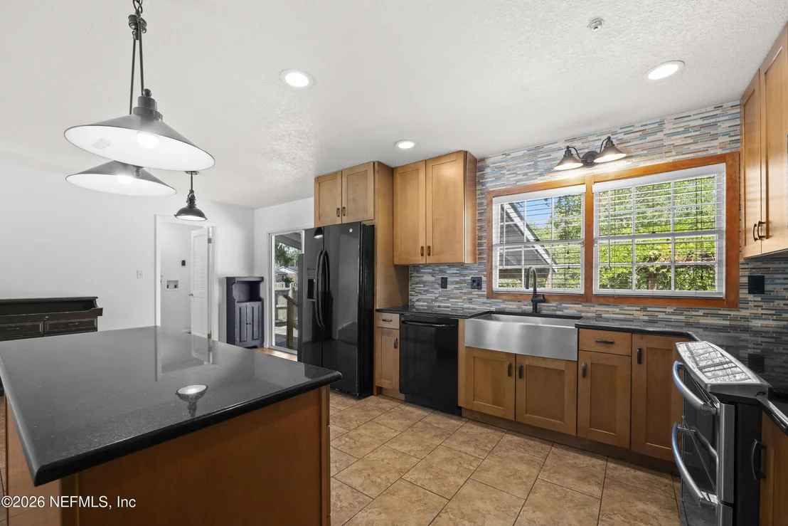 Photo of 1116 PLAINFIELD Avenue