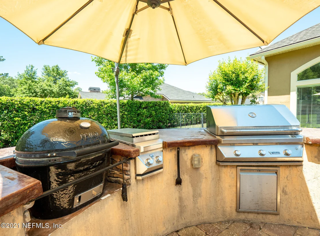 Photo of 349 SUMMERSET Drive
