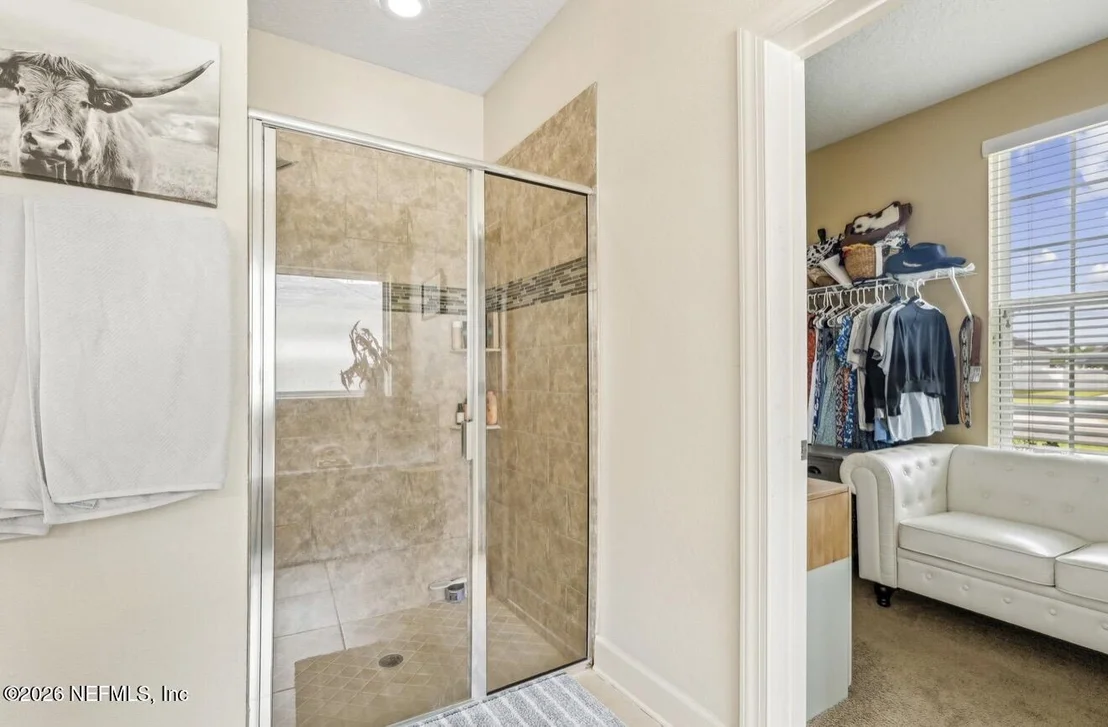 Photo of 1072 MERLIN Point