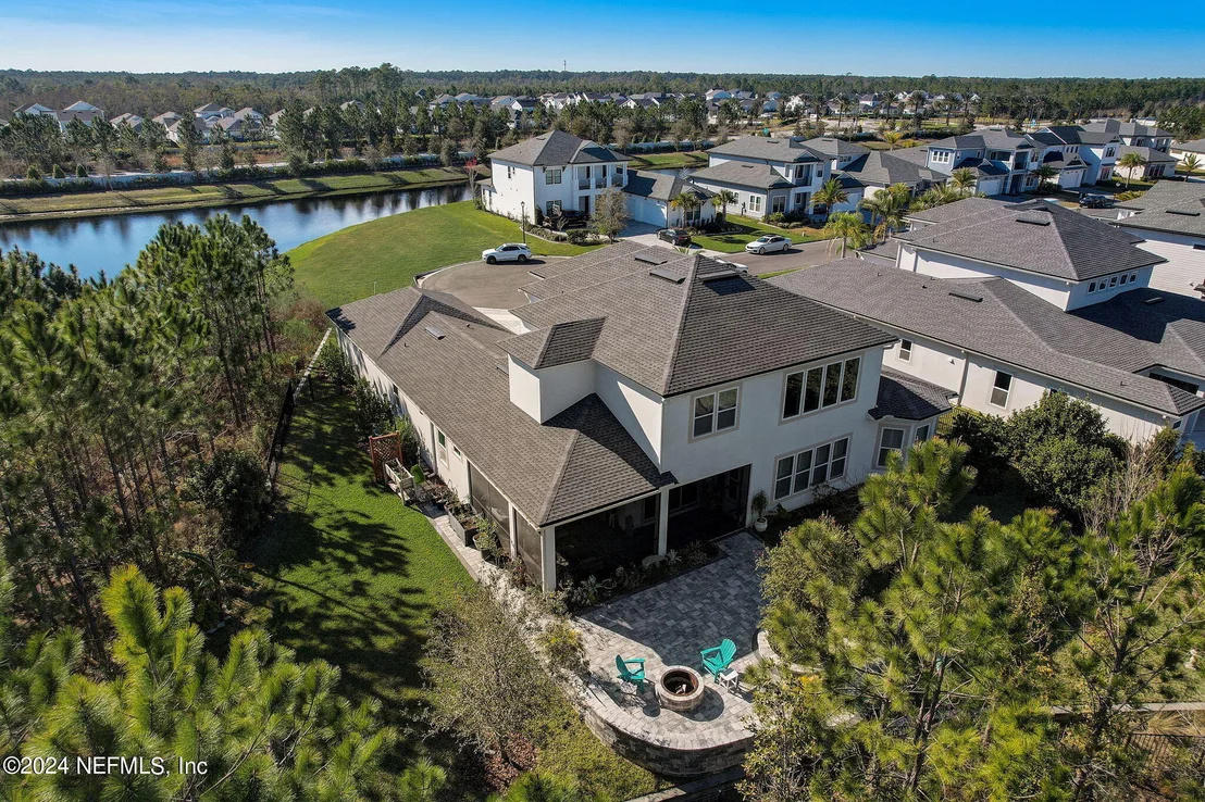 Photo of 10152 SILVERBROOK Trail