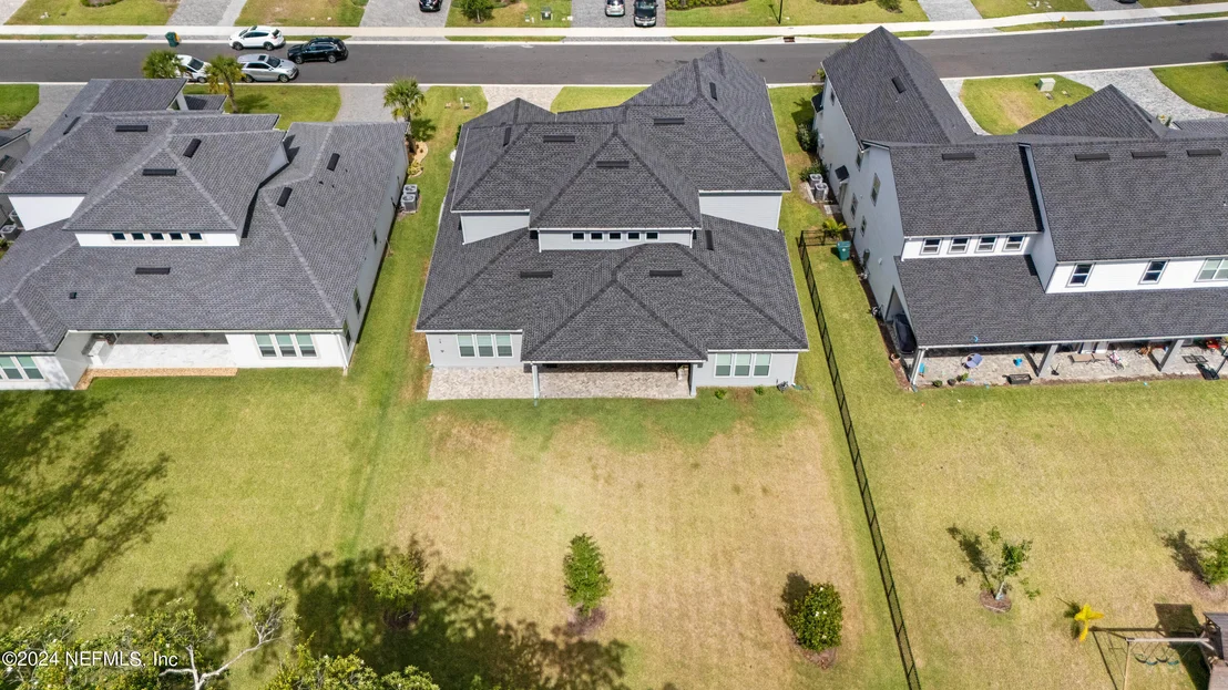 Photo of 10511 SILVERBROOK Trail