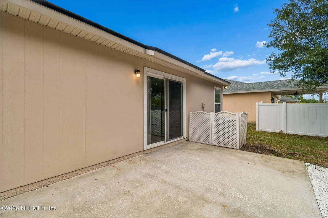 Photo of 73 S TWIN MAPLE Road