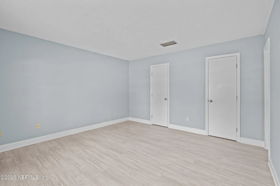 Photo of 503 SEVILLA Drive