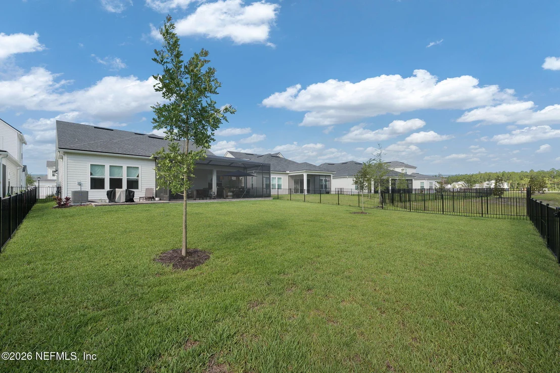 Photo of 431 PINE LEAF Drive
