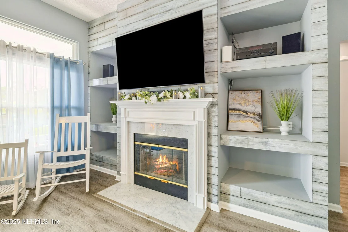 Photo of 14442 BASILHAM Lane
